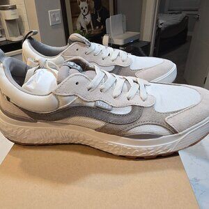 Vans MTE Ultrarange Neo VR3 Shoes Blanc de Blanc Mens Size 10.5 NEW VN000BCEBDU